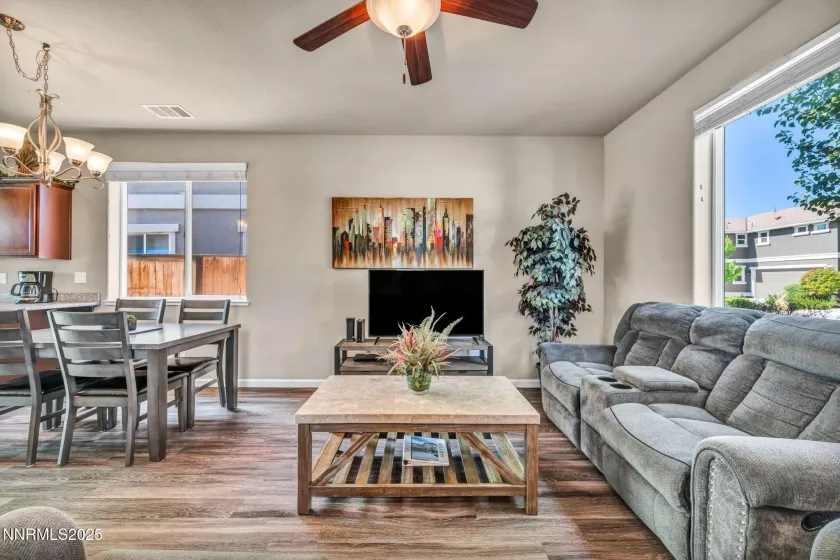 3678 Hollywood Park, Reno, Nevada 89512, 3 Bedrooms Bedrooms, ,3 BathroomsBathrooms,Residential,Residential,Hollywood Park,250051082