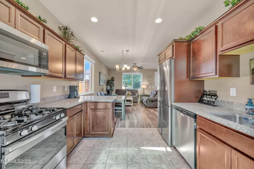 3678 Hollywood Park, Reno, Nevada 89512, 3 Bedrooms Bedrooms, ,3 BathroomsBathrooms,Residential,Residential,Hollywood Park,250051082