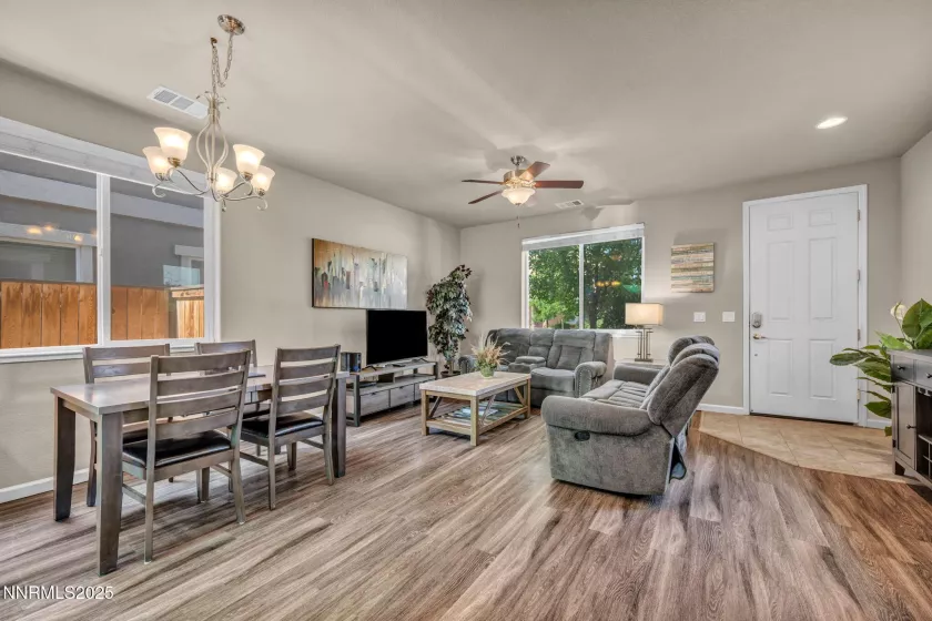 3678 Hollywood Park, Reno, Nevada 89512, 3 Bedrooms Bedrooms, ,3 BathroomsBathrooms,Residential,Residential,Hollywood Park,250051082