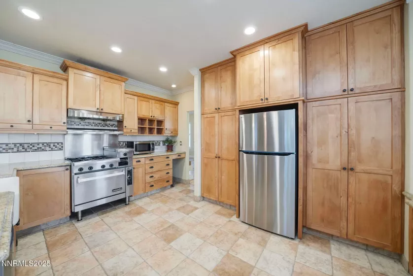 6978 Poco Bueno, Sparks, Nevada 89436, 4 Bedrooms Bedrooms, ,3 BathroomsBathrooms,Residential,Residential,Poco Bueno,250051087