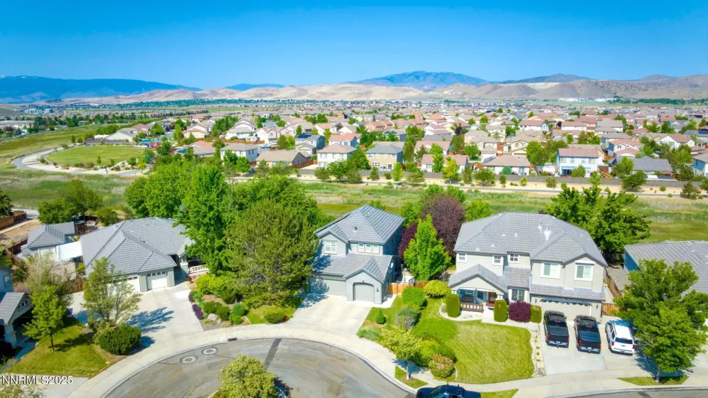 6978 Poco Bueno, Sparks, Nevada 89436, 4 Bedrooms Bedrooms, ,3 BathroomsBathrooms,Residential,Residential,Poco Bueno,250051087