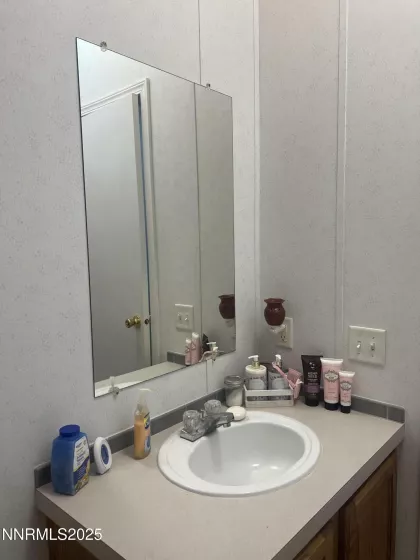 22 Penrose, Yerington, Nevada 89447, 3 Bedrooms Bedrooms, ,2 BathroomsBathrooms,Residential,Residential,Penrose,250051090