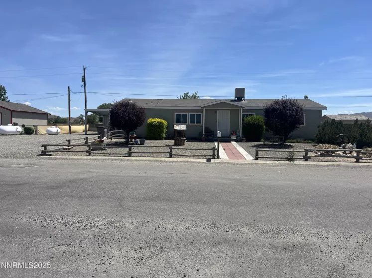 22 Penrose, Yerington, Nevada 89447, 3 Bedrooms Bedrooms, ,2 BathroomsBathrooms,Residential,Residential,Penrose,250051090