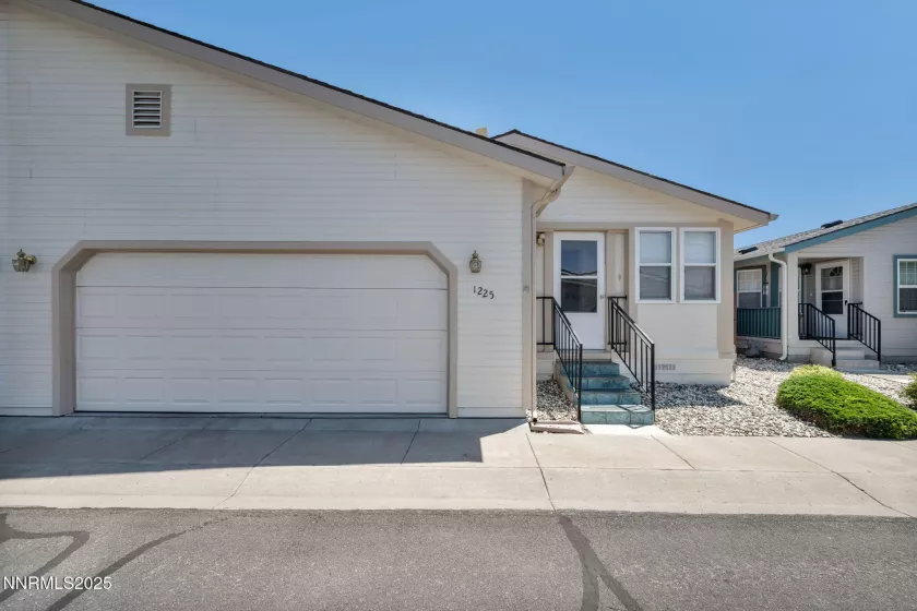 1225 Gambrel, Carson City, Nevada 89701, 3 Bedrooms Bedrooms, ,2 BathroomsBathrooms,Residential,Residential,Gambrel,250051092