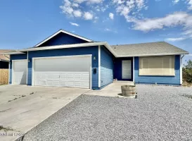 602 Tamsen, Fernley, Nevada 89408, 3 Bedrooms Bedrooms, ,2 BathroomsBathrooms,Residential,Residential,Tamsen,250051093