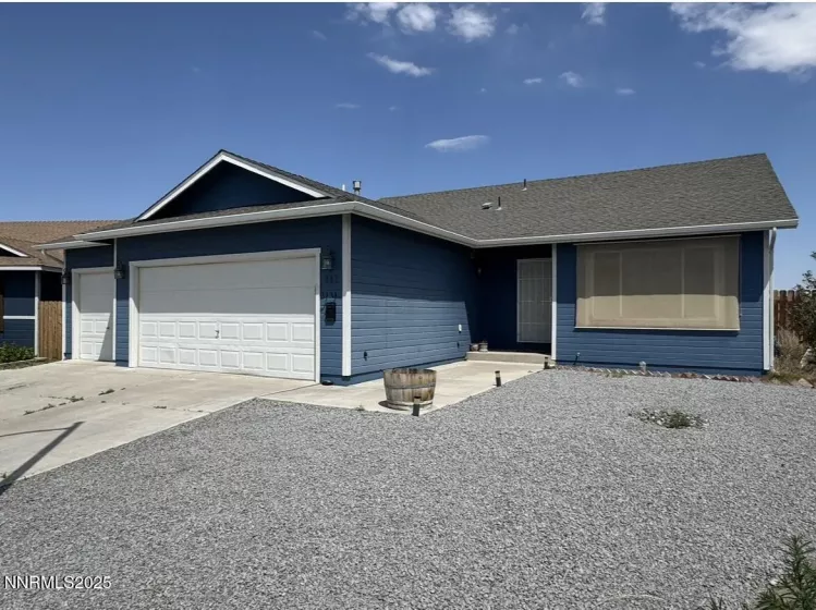 602 Tamsen, Fernley, Nevada 89408, 3 Bedrooms Bedrooms, ,2 BathroomsBathrooms,Residential,Residential,Tamsen,250051093