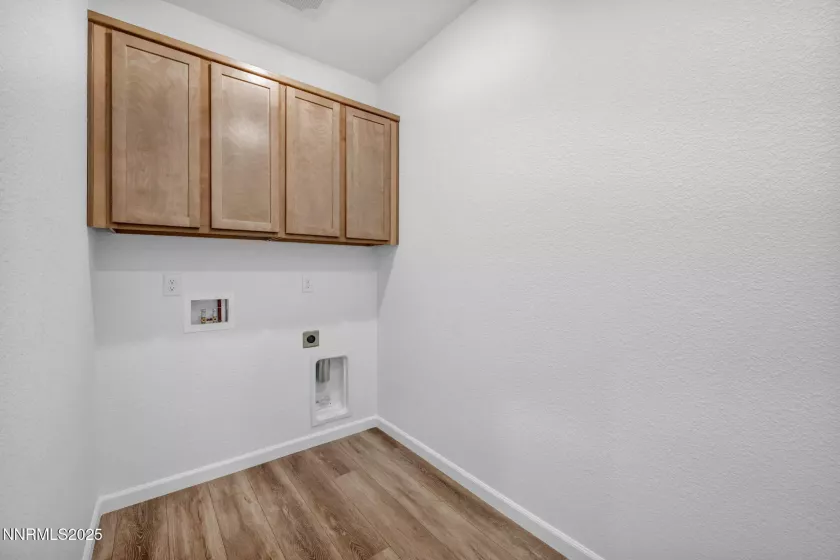 3297 Hadley, Fernley, Nevada 89408, 3 Bedrooms Bedrooms, ,2 BathroomsBathrooms,Residential,Residential,Hadley,250051098