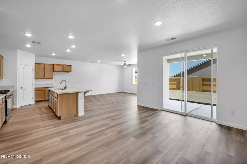 3297 Hadley, Fernley, Nevada 89408, 3 Bedrooms Bedrooms, ,2 BathroomsBathrooms,Residential,Residential,Hadley,250051098