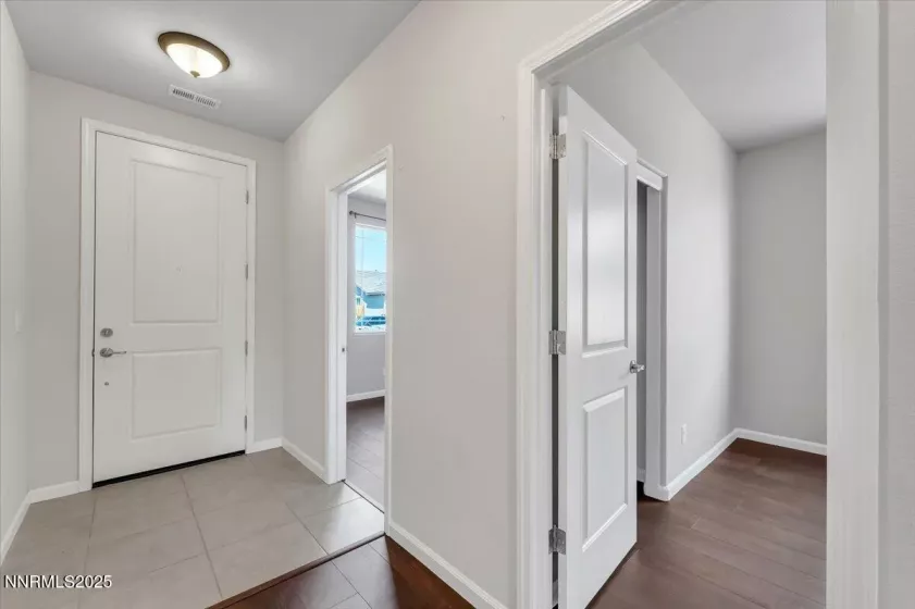 140 Cosser, Dayton, Nevada 89403, 3 Bedrooms Bedrooms, ,2 BathroomsBathrooms,Residential,Residential,Cosser,250051100