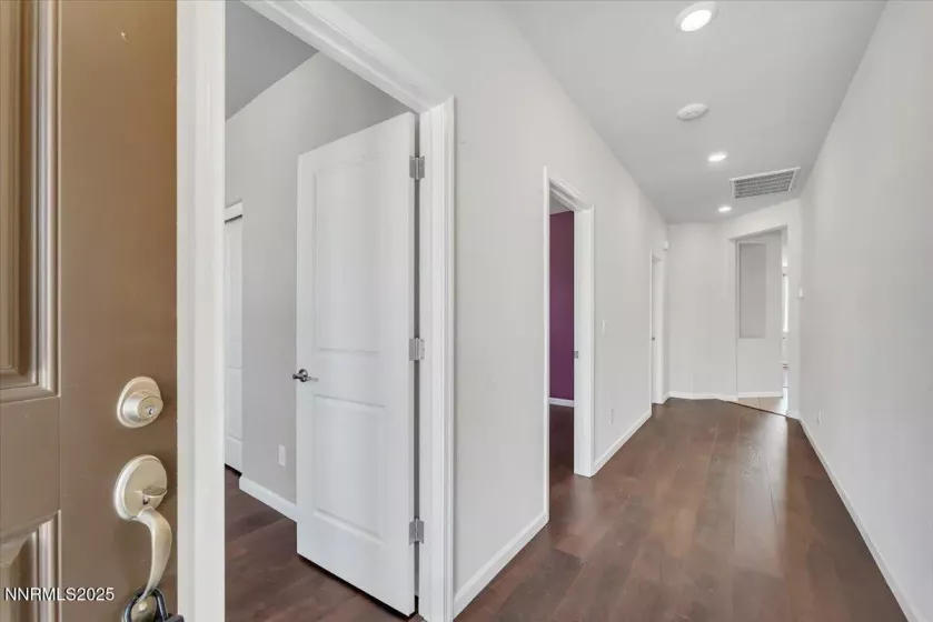 140 Cosser, Dayton, Nevada 89403, 3 Bedrooms Bedrooms, ,2 BathroomsBathrooms,Residential,Residential,Cosser,250051100