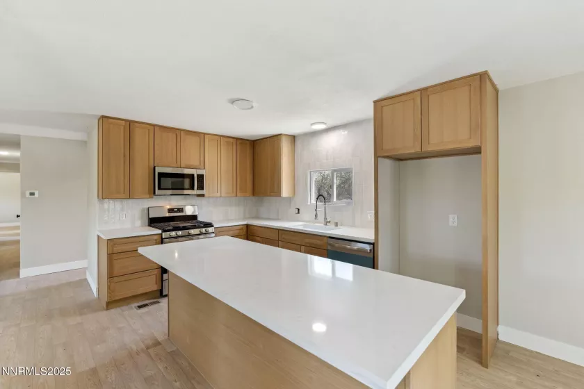 3180 Dallas, Fallon, Nevada 89406, 3 Bedrooms Bedrooms, ,2 BathroomsBathrooms,Residential,Residential,Dallas,250051108