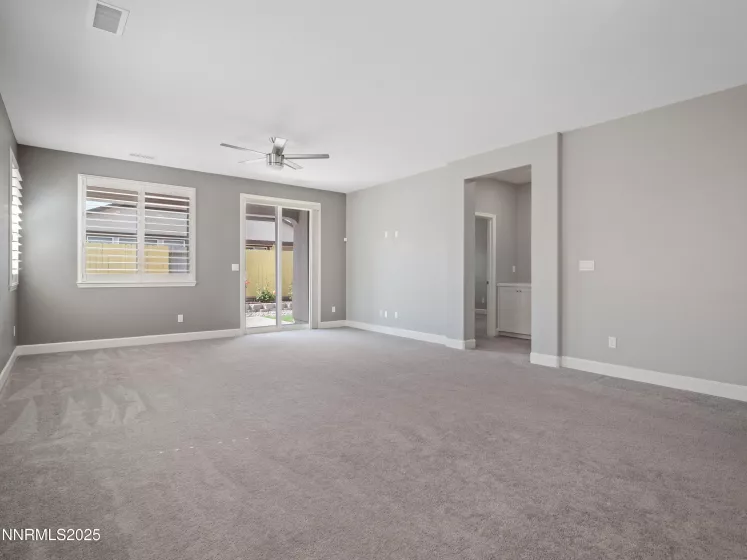 1117 Dapple, Minden, Nevada 89423, 3 Bedrooms Bedrooms, ,2 BathroomsBathrooms,Residential,Residential,Dapple,250051109