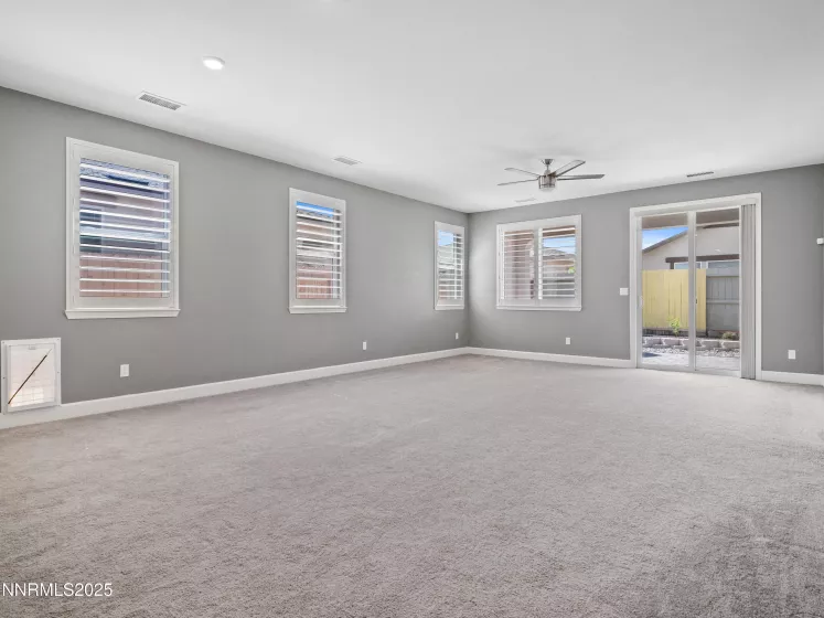 1117 Dapple, Minden, Nevada 89423, 3 Bedrooms Bedrooms, ,2 BathroomsBathrooms,Residential,Residential,Dapple,250051109