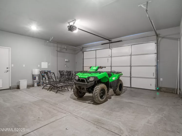 1117 Dapple, Minden, Nevada 89423, 3 Bedrooms Bedrooms, ,2 BathroomsBathrooms,Residential,Residential,Dapple,250051109