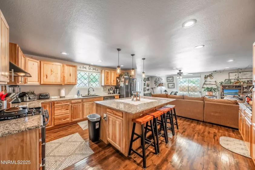 9365 Gremlin, Reno, Nevada 89506, 4 Bedrooms Bedrooms, ,2 BathroomsBathrooms,Residential,Residential,Gremlin,250051113