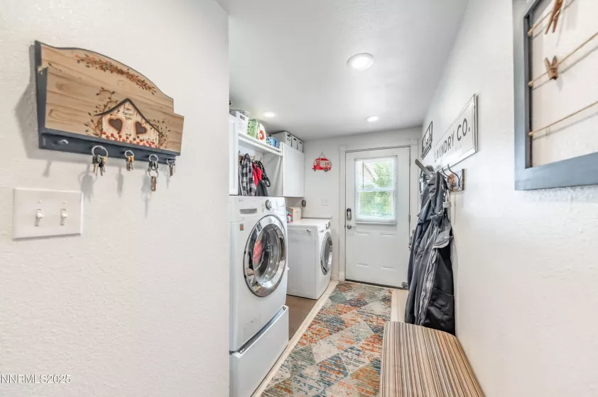 9365 Gremlin, Reno, Nevada 89506, 4 Bedrooms Bedrooms, ,2 BathroomsBathrooms,Residential,Residential,Gremlin,250051113