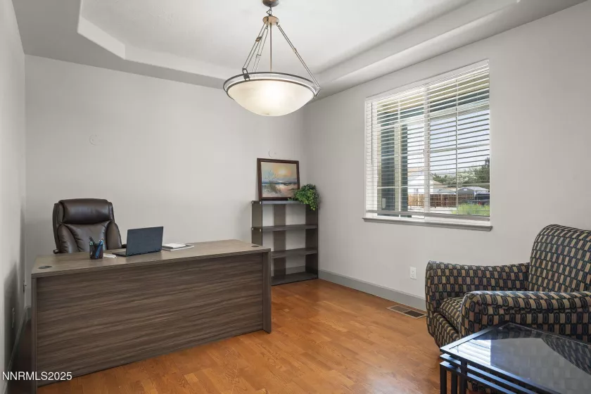 289 Saintsbury, Sparks, Nevada 89441, 4 Bedrooms Bedrooms, ,3 BathroomsBathrooms,Residential,Residential,Saintsbury,250051116