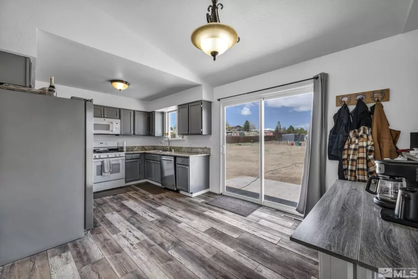 10205 Shenandoah, Reno, Nevada 89508, 4 Bedrooms Bedrooms, ,3 BathroomsBathrooms,Residential,Residential,Shenandoah,250005583