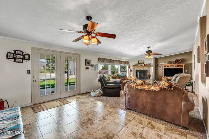 2505 Baines, Winnemucca, Nevada 89445, 5 Bedrooms Bedrooms, ,3 BathroomsBathrooms,Farm & Ranch,Residential,Baines,250051128
