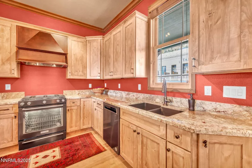 171 & 161 C, Virginia City, Nevada 89440, 3 Bedrooms Bedrooms, ,3 BathroomsBathrooms,Residential,Residential,C,250051132