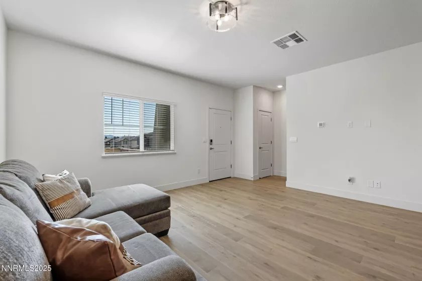 1440 Solitude, Reno, Nevada 89523, 3 Bedrooms Bedrooms, ,3 BathroomsBathrooms,Residential,Residential,Solitude,250051139