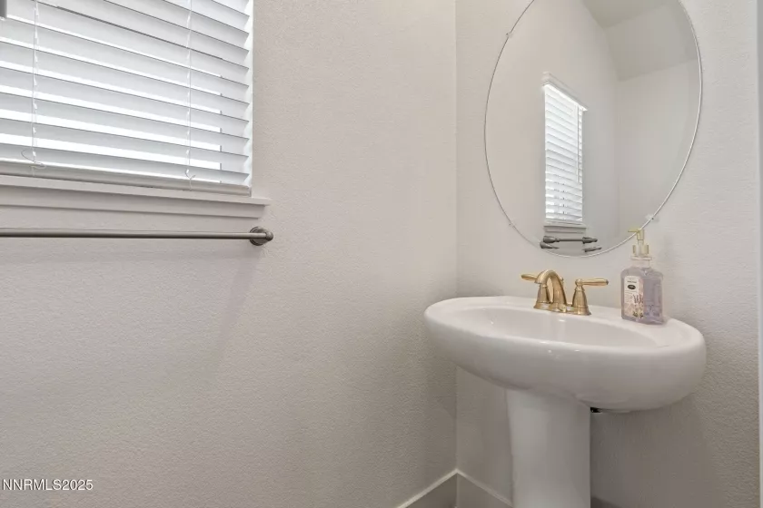 1440 Solitude, Reno, Nevada 89523, 3 Bedrooms Bedrooms, ,3 BathroomsBathrooms,Residential,Residential,Solitude,250051139