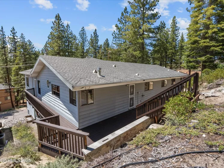 315 Paiute, Zephyr Cove, Nevada 89448, 6 Bedrooms Bedrooms, ,6 BathroomsBathrooms,Residential,Residential,Paiute,250051142