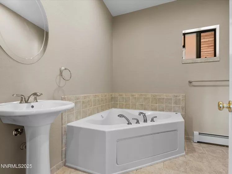 315 Paiute, Zephyr Cove, Nevada 89448, 6 Bedrooms Bedrooms, ,6 BathroomsBathrooms,Residential,Residential,Paiute,250051142