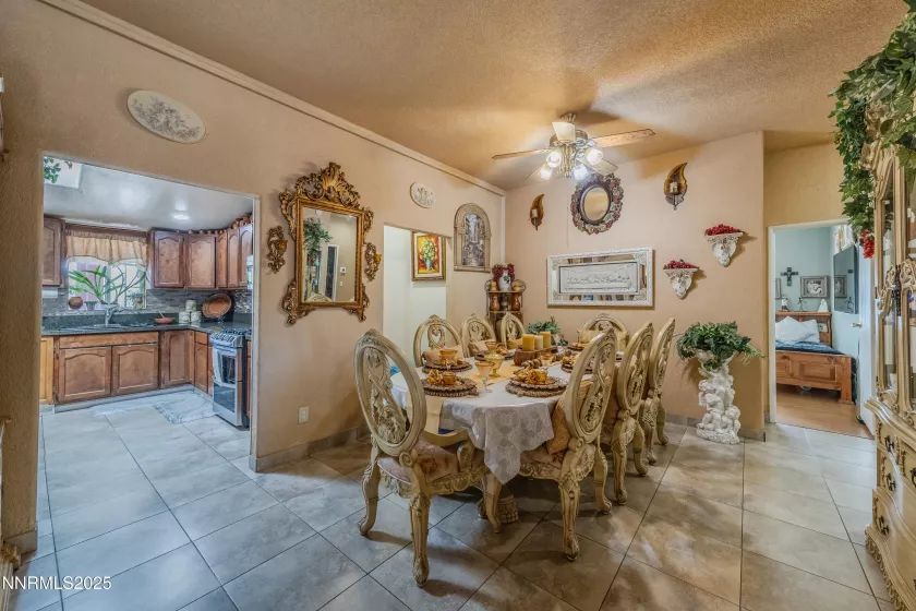 530 2nd, Sun Valley, Nevada 89433, 4 Bedrooms Bedrooms, ,2 BathroomsBathrooms,Residential,Residential,2nd,250051151