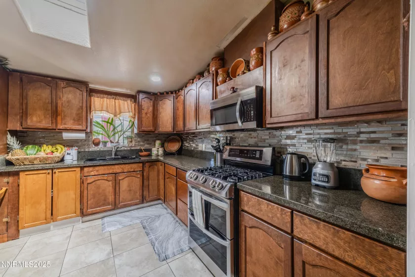 530 2nd, Sun Valley, Nevada 89433, 4 Bedrooms Bedrooms, ,2 BathroomsBathrooms,Residential,Residential,2nd,250051151