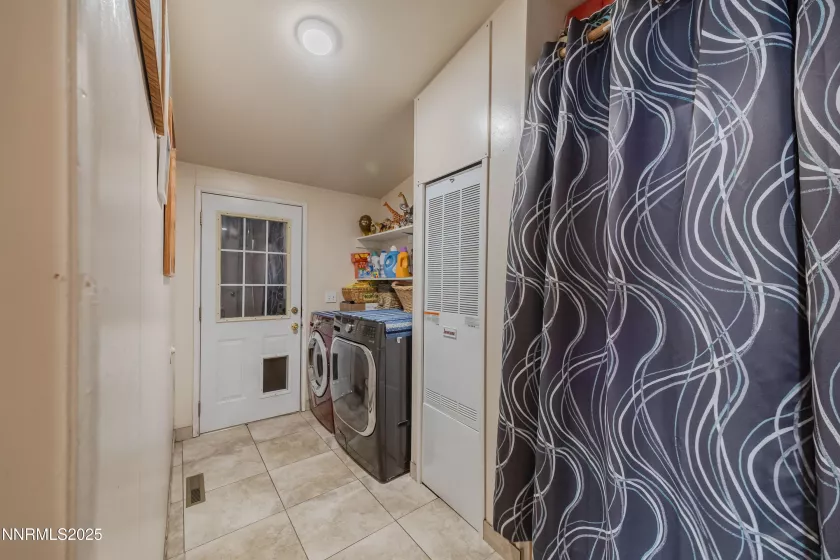530 2nd, Sun Valley, Nevada 89433, 4 Bedrooms Bedrooms, ,2 BathroomsBathrooms,Residential,Residential,2nd,250051151