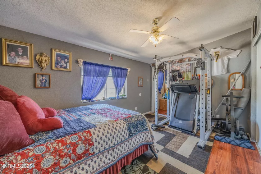 530 2nd, Sun Valley, Nevada 89433, 4 Bedrooms Bedrooms, ,2 BathroomsBathrooms,Residential,Residential,2nd,250051151