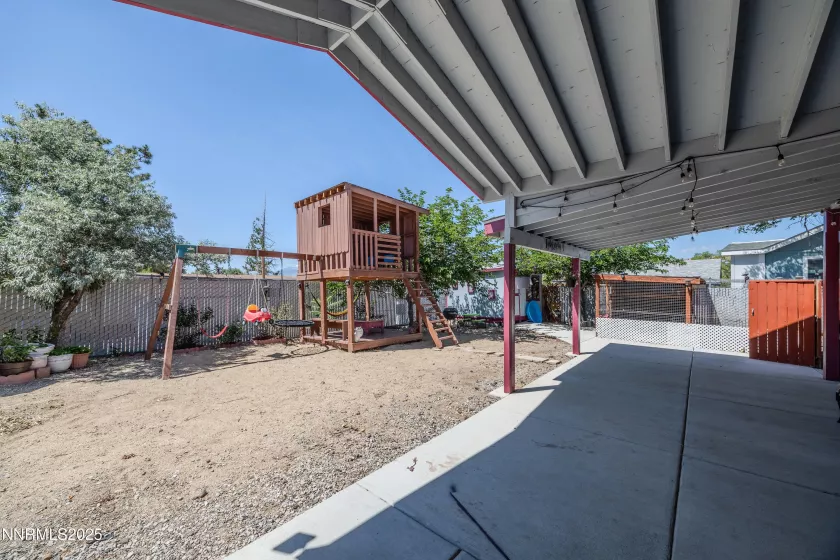 530 2nd, Sun Valley, Nevada 89433, 4 Bedrooms Bedrooms, ,2 BathroomsBathrooms,Residential,Residential,2nd,250051151