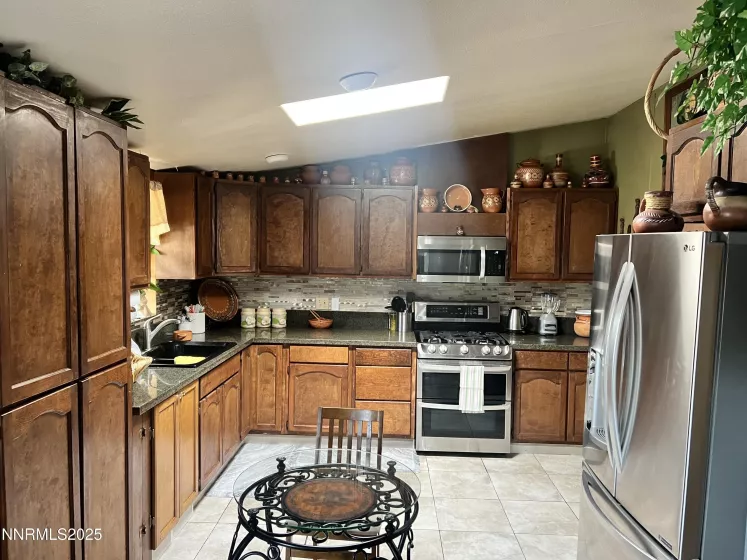 530 2nd, Sun Valley, Nevada 89433, 4 Bedrooms Bedrooms, ,2 BathroomsBathrooms,Residential,Residential,2nd,250051151