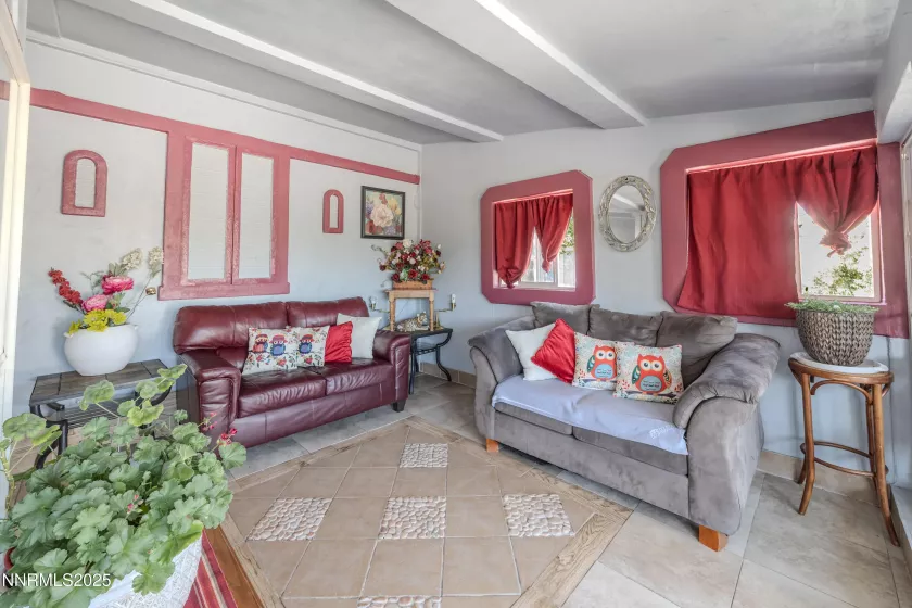 530 2nd, Sun Valley, Nevada 89433, 4 Bedrooms Bedrooms, ,2 BathroomsBathrooms,Residential,Residential,2nd,250051151