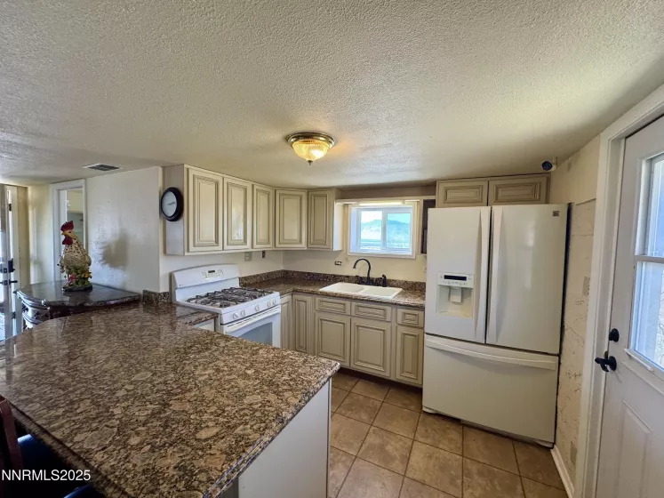13995 Grass Valley, Winnemucca, Nevada 89445, 2 Bedrooms Bedrooms, ,2 BathroomsBathrooms,Residential,Residential,Grass Valley,250051153
