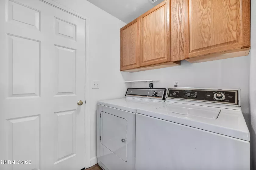 1409 Aldersgate, Gardnerville, Nevada 89410, 2 Bedrooms Bedrooms, ,2 BathroomsBathrooms,Residential,Residential,Aldersgate,250051154