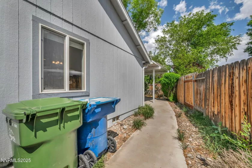 1409 Aldersgate, Gardnerville, Nevada 89410, 2 Bedrooms Bedrooms, ,2 BathroomsBathrooms,Residential,Residential,Aldersgate,250051154