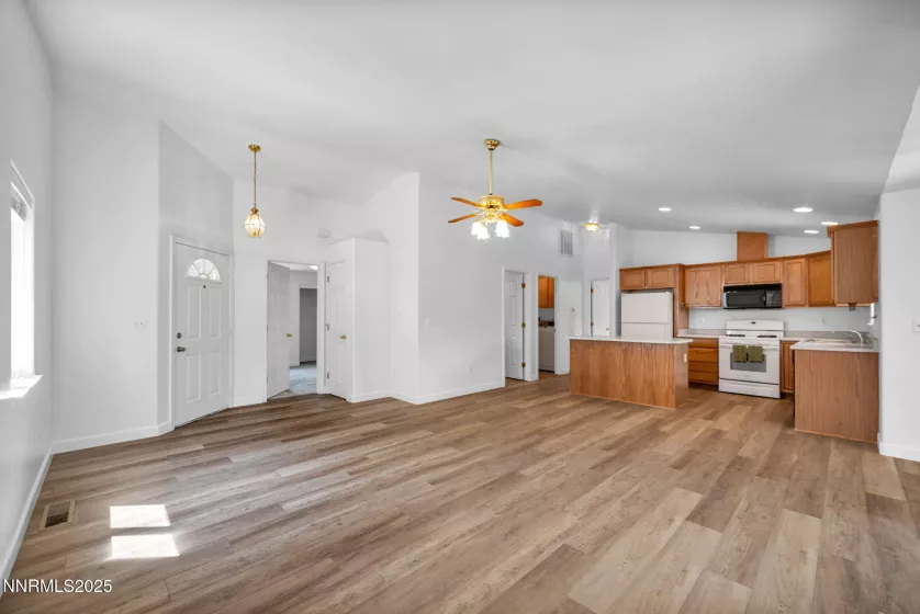 1409 Aldersgate, Gardnerville, Nevada 89410, 2 Bedrooms Bedrooms, ,2 BathroomsBathrooms,Residential,Residential,Aldersgate,250051154