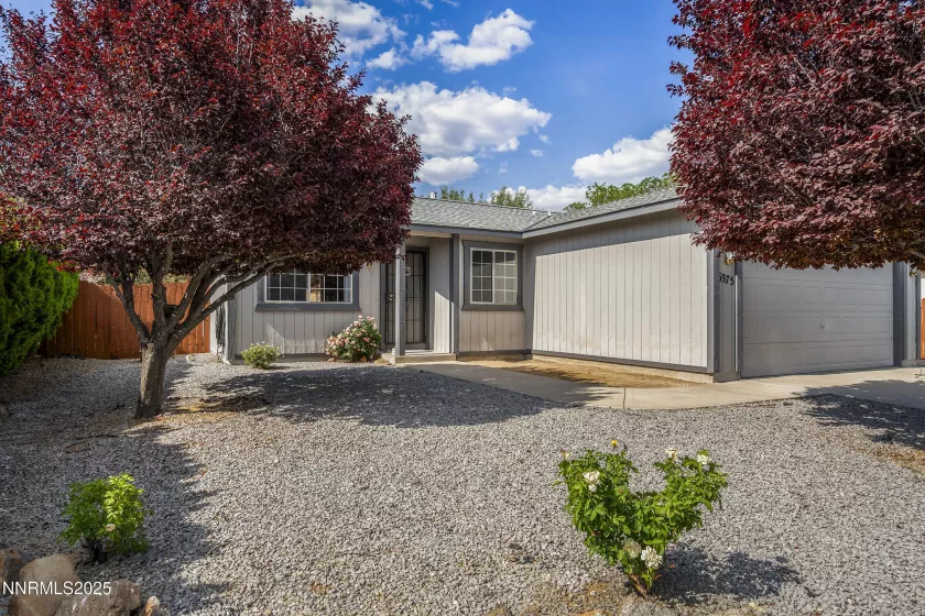 6375 Mohegan, Sun Valley, Nevada 89433, 3 Bedrooms Bedrooms, ,2 BathroomsBathrooms,Residential,Residential,Mohegan,250051160