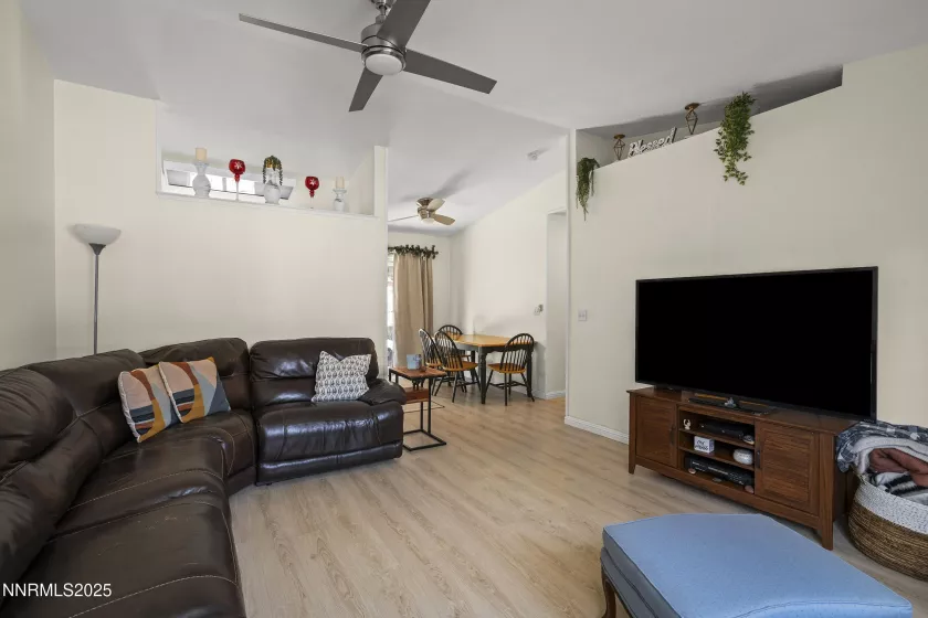 6375 Mohegan, Sun Valley, Nevada 89433, 3 Bedrooms Bedrooms, ,2 BathroomsBathrooms,Residential,Residential,Mohegan,250051160