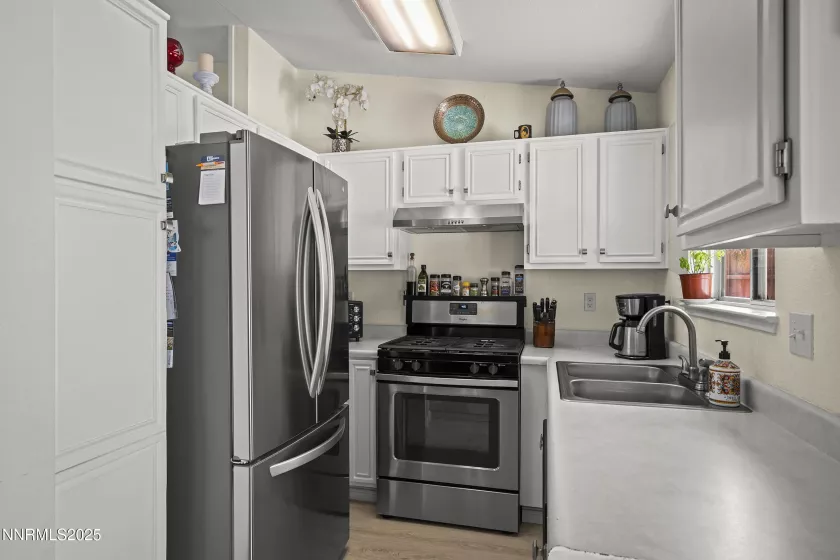 6375 Mohegan, Sun Valley, Nevada 89433, 3 Bedrooms Bedrooms, ,2 BathroomsBathrooms,Residential,Residential,Mohegan,250051160