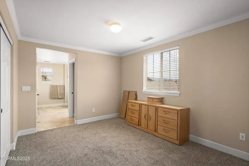 2000 Long Hollow, Reno, Nevada 89521, 5 Bedrooms Bedrooms, ,3 BathroomsBathrooms,Residential,Residential,Long Hollow,250051161