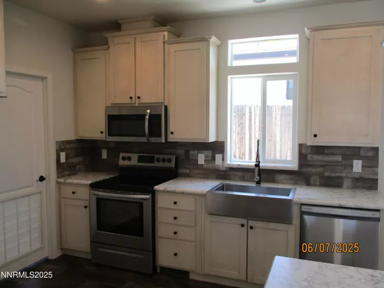 3467 Crown Royal, Winnemucca, Nevada 89445, 4 Bedrooms Bedrooms, ,2 BathroomsBathrooms,Residential,Residential,Crown Royal,250051163