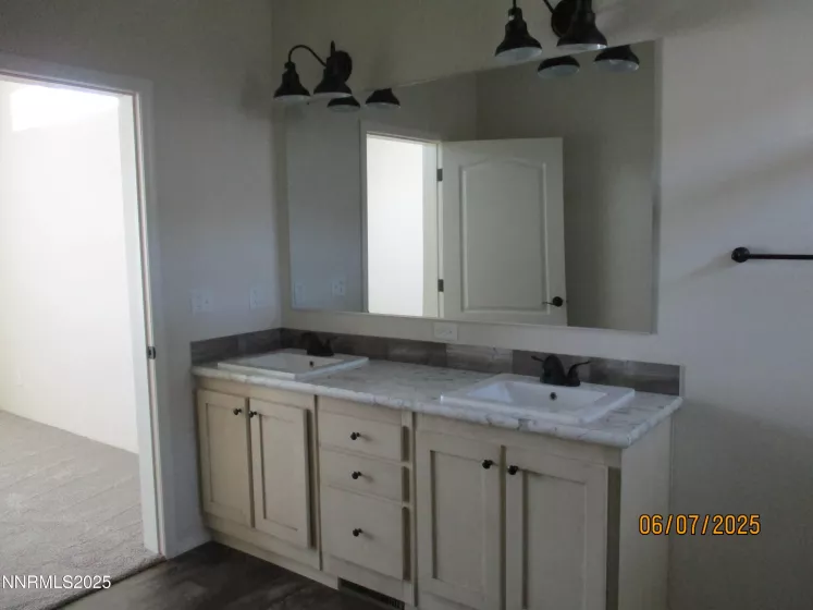 3467 Crown Royal, Winnemucca, Nevada 89445, 4 Bedrooms Bedrooms, ,2 BathroomsBathrooms,Residential,Residential,Crown Royal,250051163