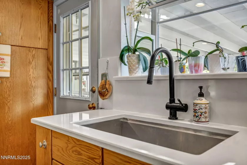 Kitchen sink