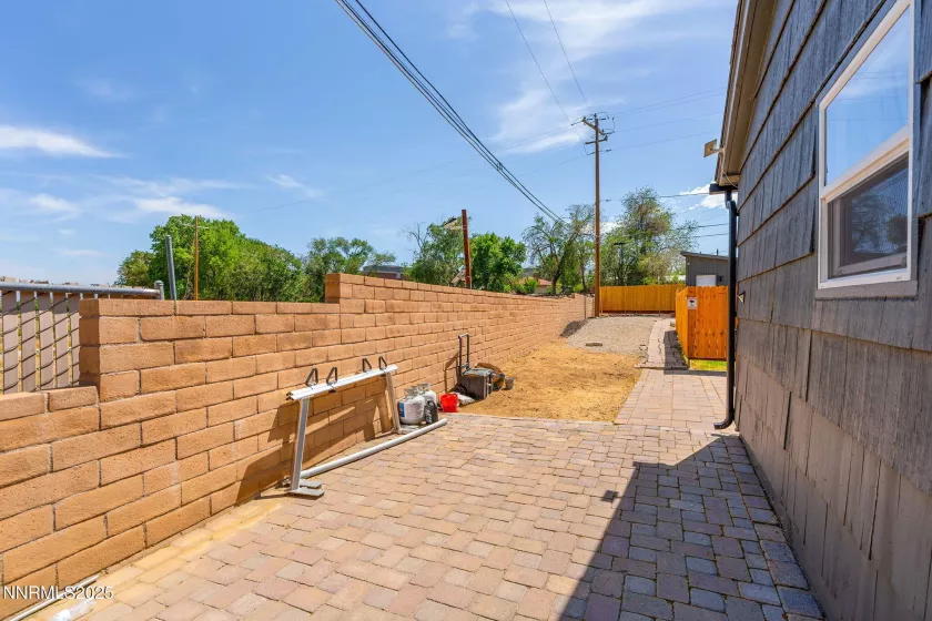 99 Bartlett, Reno, Nevada 89512, ,Residential Income,Residential,Bartlett,250051174
