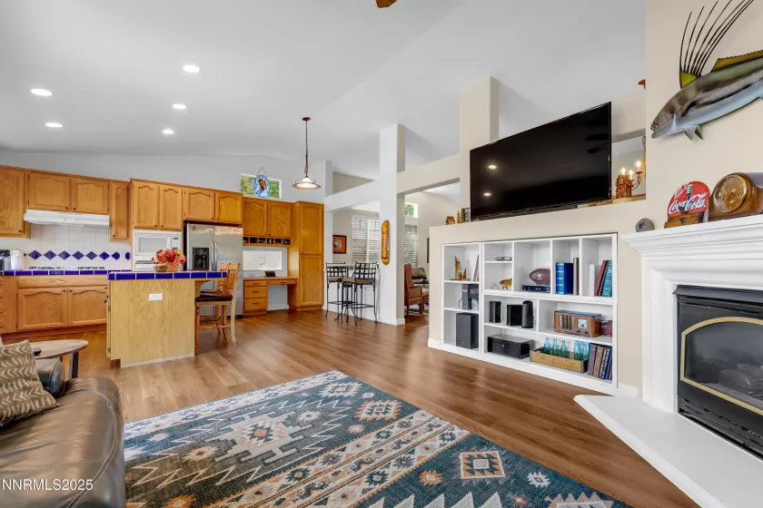 6972 Cinnamon, Sparks, Nevada 89436, 4 Bedrooms Bedrooms, ,2 BathroomsBathrooms,Residential,Residential,Cinnamon,250051175
