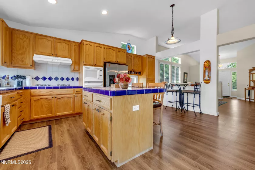 6972 Cinnamon, Sparks, Nevada 89436, 4 Bedrooms Bedrooms, ,2 BathroomsBathrooms,Residential,Residential,Cinnamon,250051175
