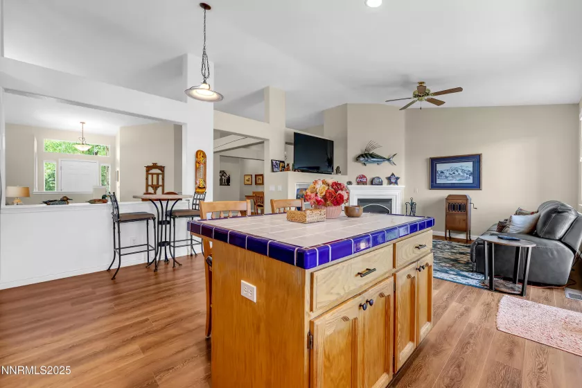 6972 Cinnamon, Sparks, Nevada 89436, 4 Bedrooms Bedrooms, ,2 BathroomsBathrooms,Residential,Residential,Cinnamon,250051175